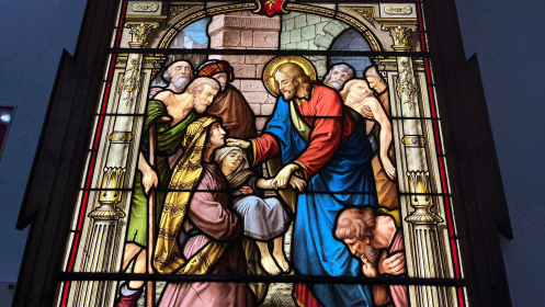 Entrada al Museo del Vidrio y Cristal