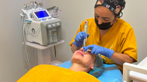 Sesión de Tratamiento facial regenerativo a mitad de precio